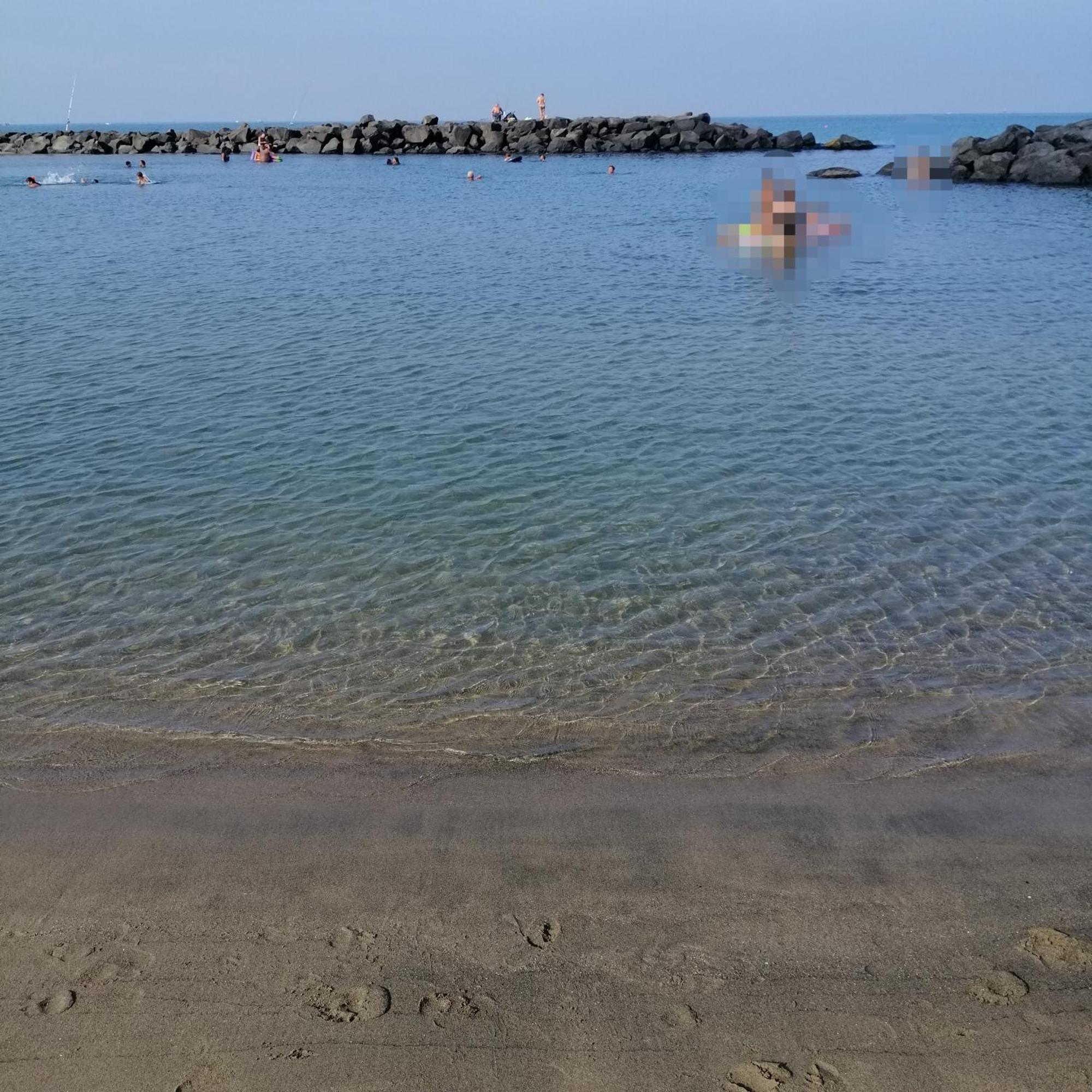 Apartamento A Few Steps From The Sea Fiumicino Exterior foto